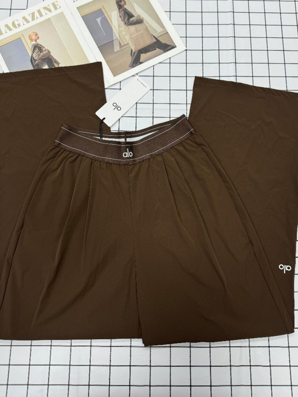 NWT ALO Yoga Espresso Brown Wide Leg Suit Up Pants  (30" Inseam) 💕 Chic Basics